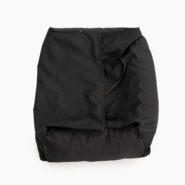 Fotelik do samochodu "Black is the new black" - Master