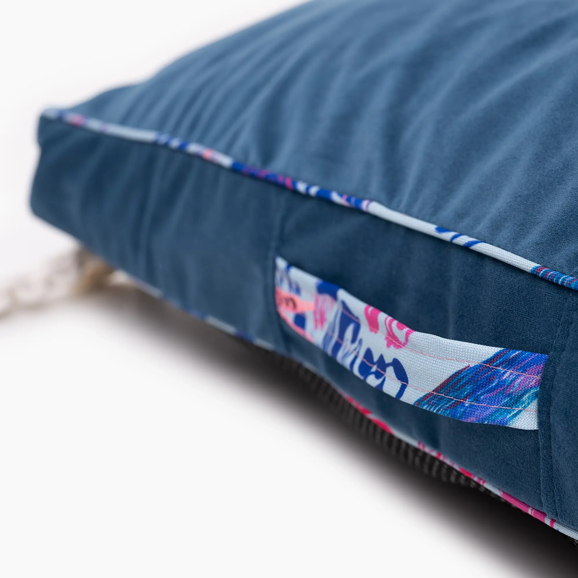 Velvet Cushion "Psychofan" - Master