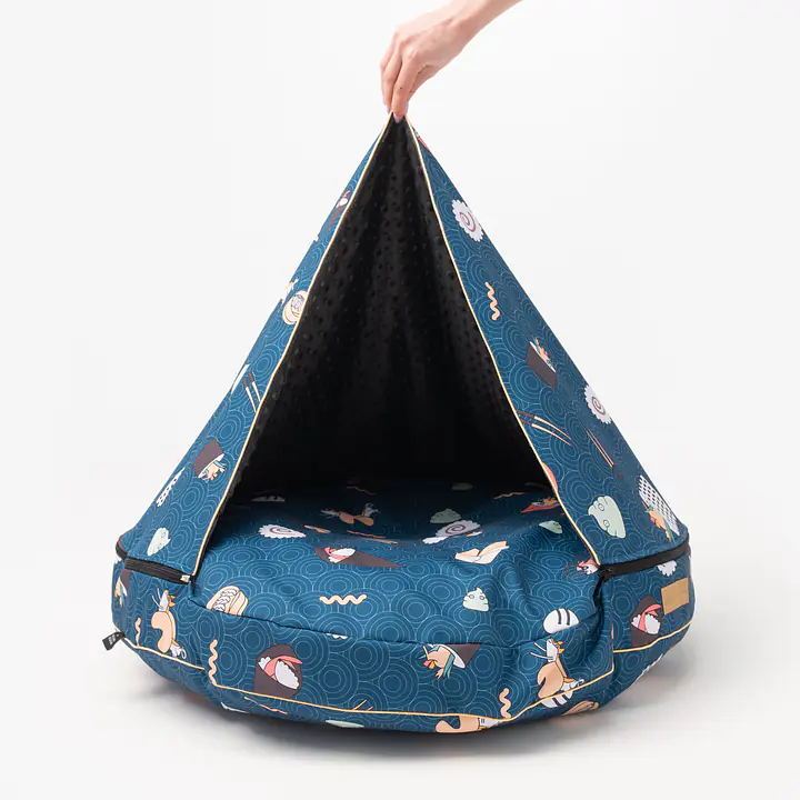 Round pillow with a hood for your dog or cat  - pattern: Doggomaki, Size: S
