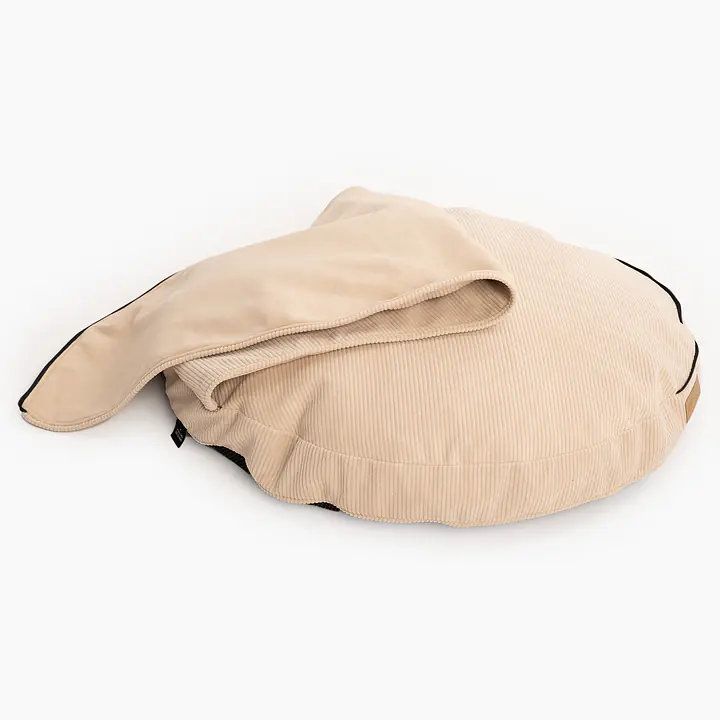 Round pillow with a hood for your dog or cat  - pattern: Dog on the beach, Size: S