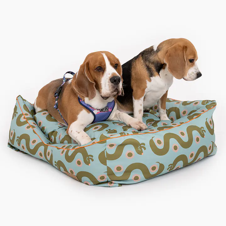 Sofa for dogs or cats - pattern: Sausage dog, Size: L