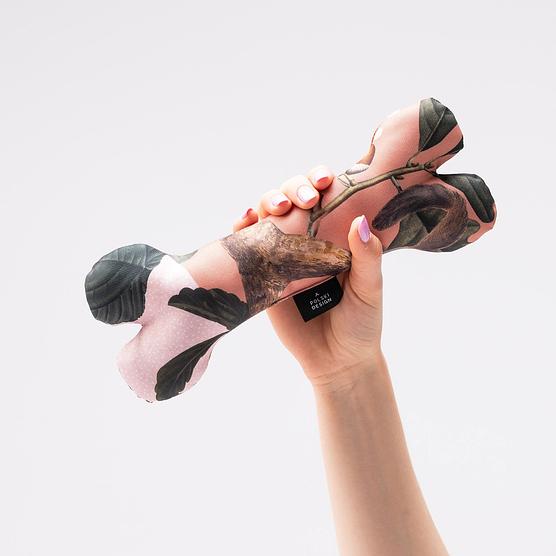 Zabawka kość "Wie wiórka co dobre"