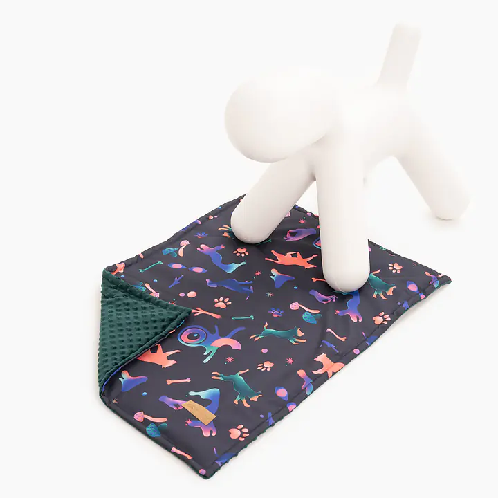 Double sided mat for dog or cat - pattern: Psychedelic, Size: M