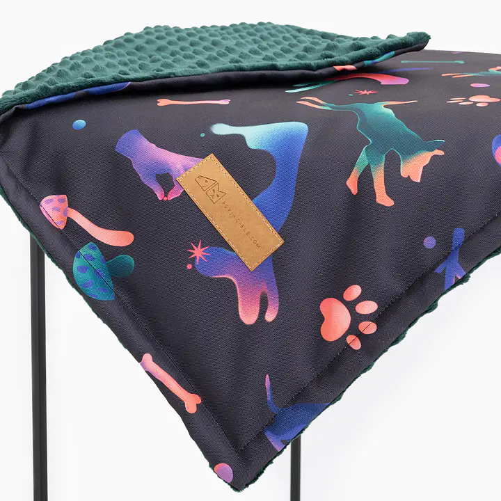 Double sided mat for dog or cat - pattern: Psychedelic, Size: M