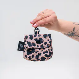 Micro pouch for treats  - Master