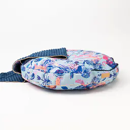 Round cushion with hood "Psychofan" - Master