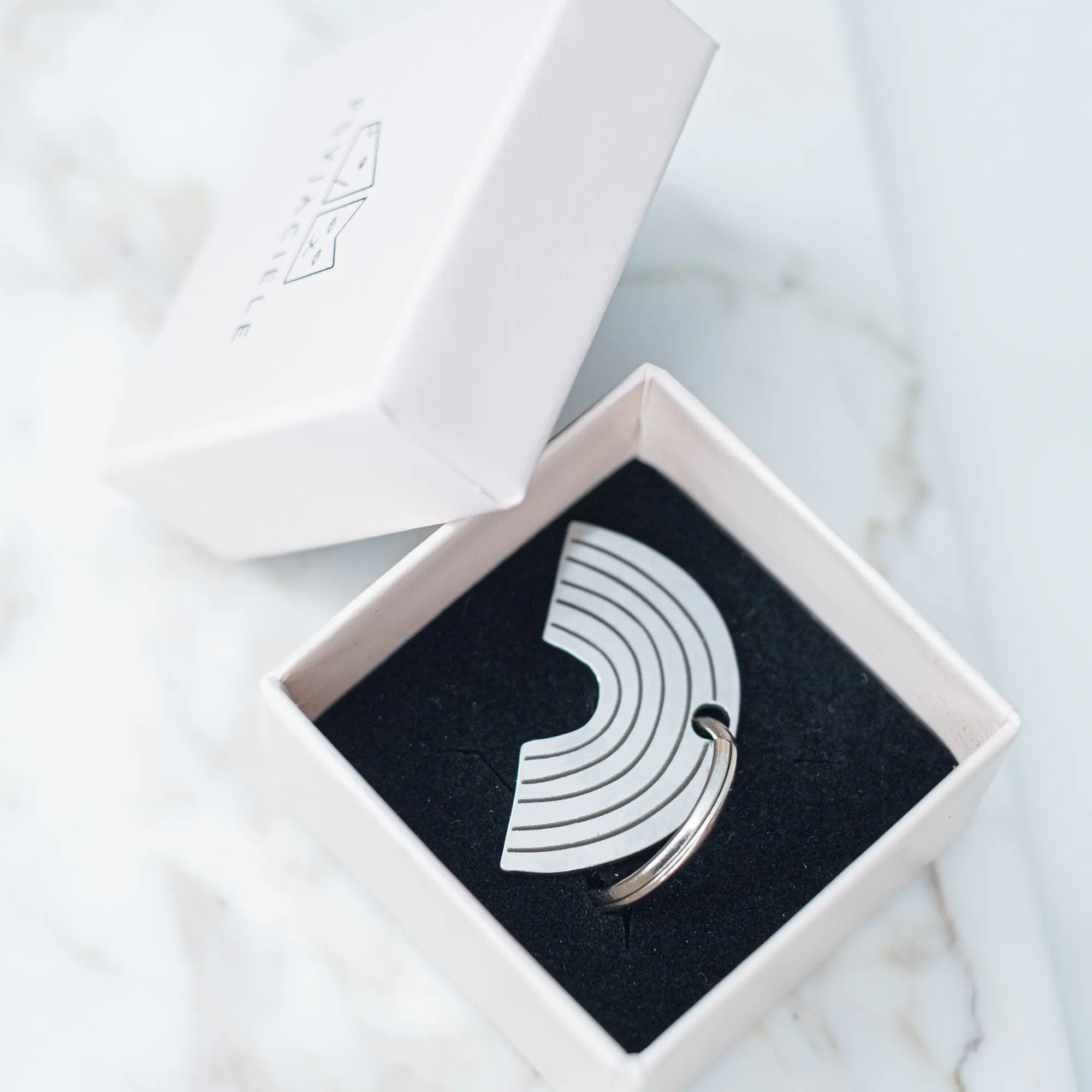 Adresówka dla psa "Tęcza" ANIMALKINGDOM stal szlachetna - Master