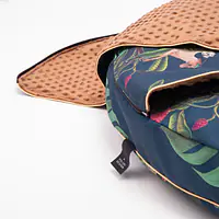 Round cushion with hood "Dogollage" - Master