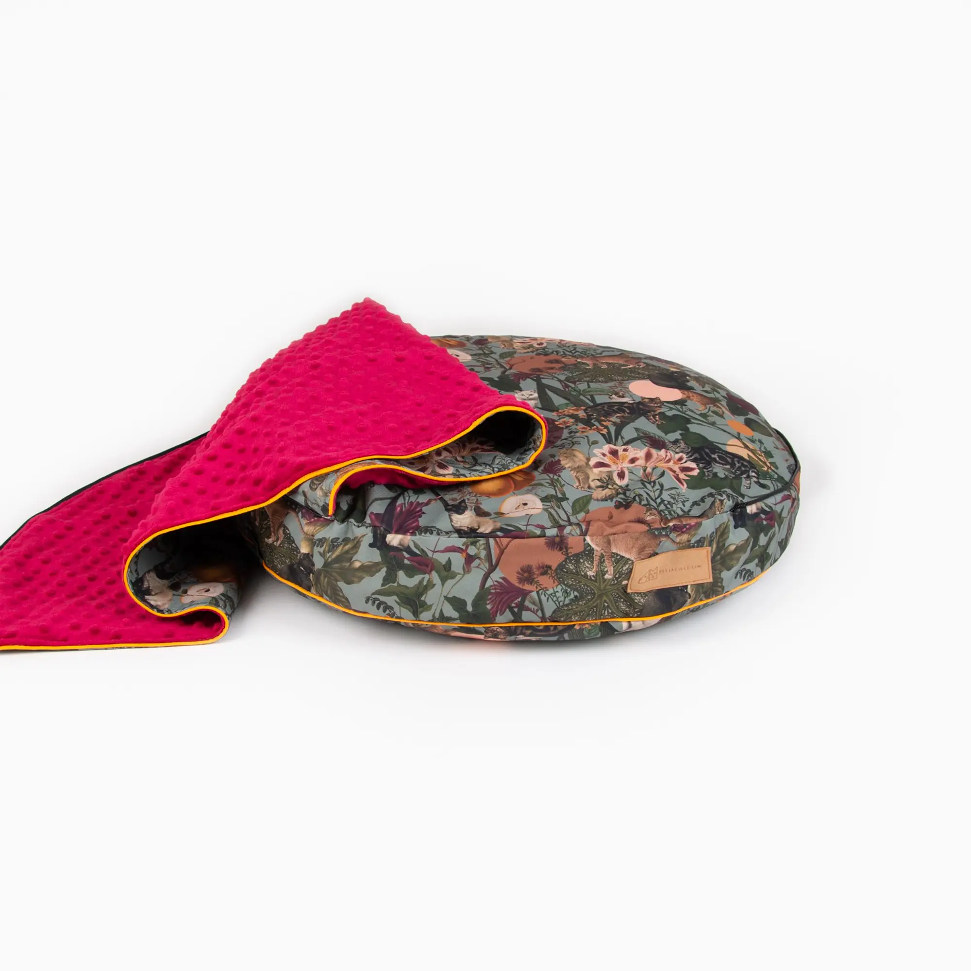 Round cushion with hood "Catollage" - Master