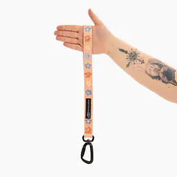 "Oopsy Daisy" Loop attached to the car belt - Master