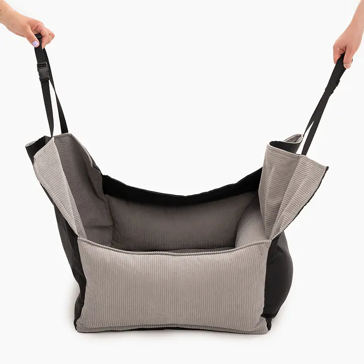 Fotelik do samochodu "Zrobiony na szaro" - Master