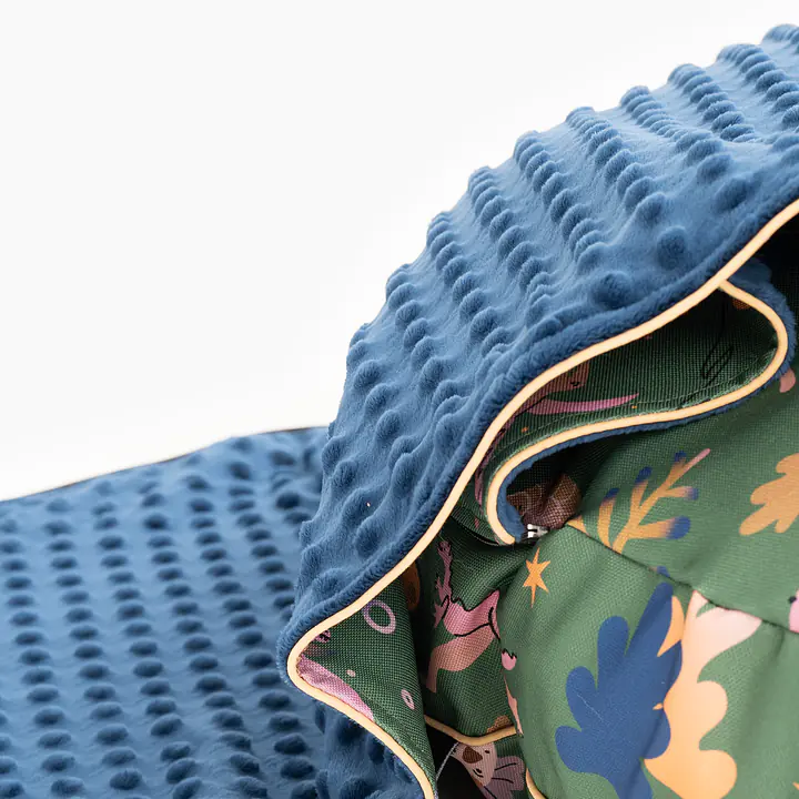 Legowisko okrągła poducha z kapturem dla psa lub kota "Oh my Gad" - Master