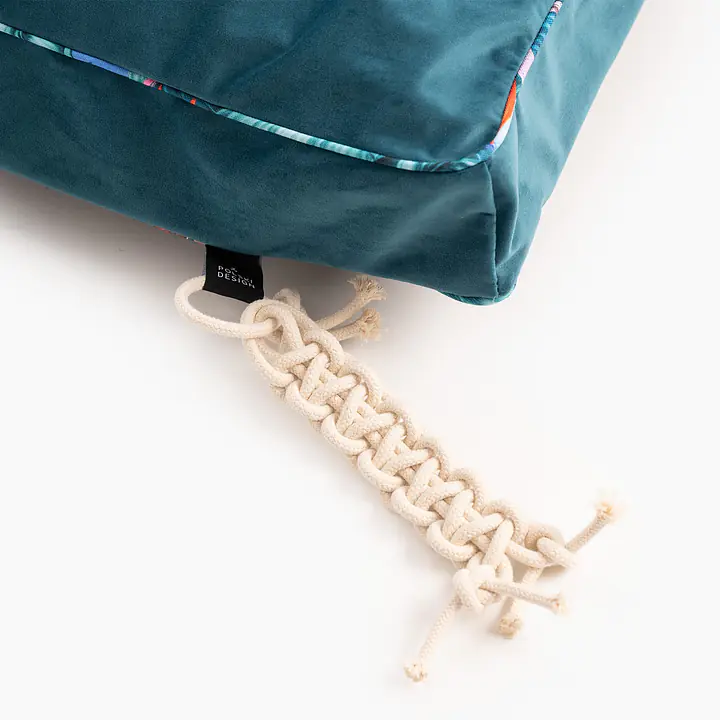 Legowisko Poducha welurowa dla psa lub kota "Mokry sen kury" - Master