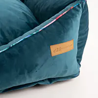 WYPRZEDAŻ Kanapa welurowa "Mokry sen kury" - Master