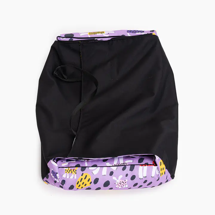 Fotelik do samochodu "Pieski floreski" - Master