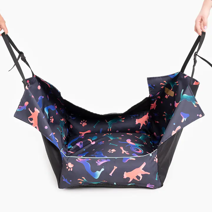 Fotelik do samochodu "Psychodelia" - Master