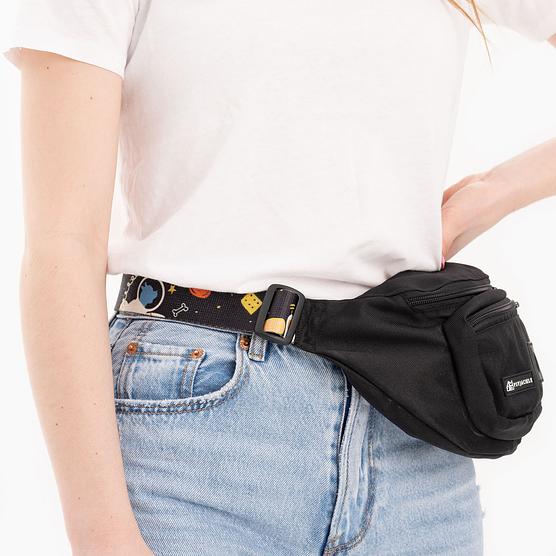 Balck fanny pack "I need space"
