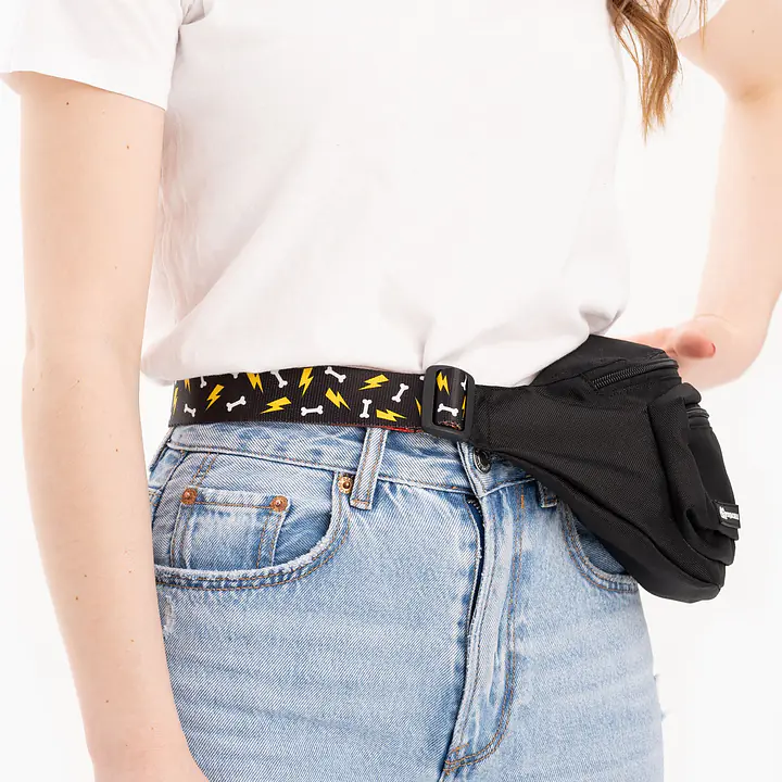 Black fanny pack "Woof for the better world" - Master