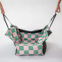 Fotelik do samochodu "Świat zza krat taki kolorowy" - Master