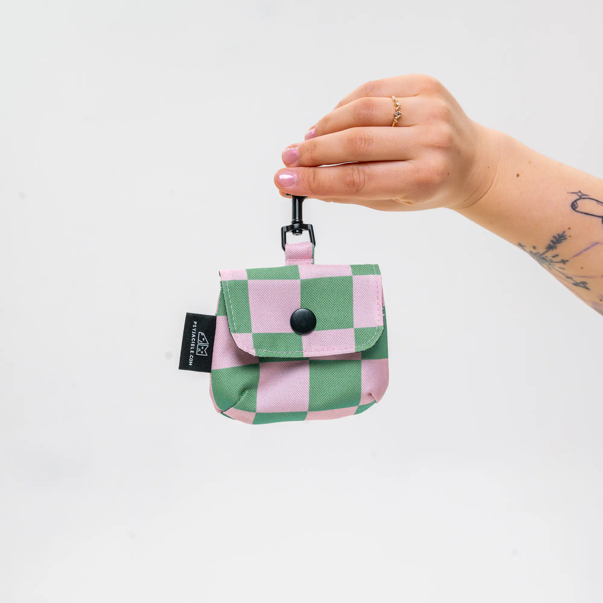 Mini mini saszetka na smaczki "Świat zza krat taki kolorowy" - Master