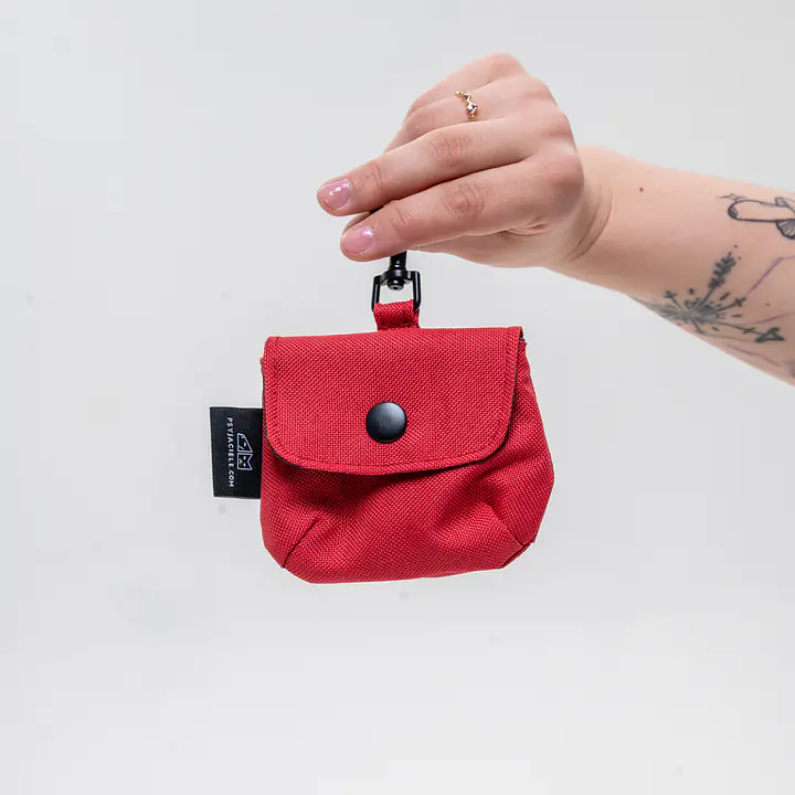 Micro pouch for treats "Blushing white" - Master