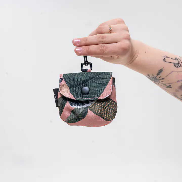 Micro pouch for treats "Play with my nuts" - Master