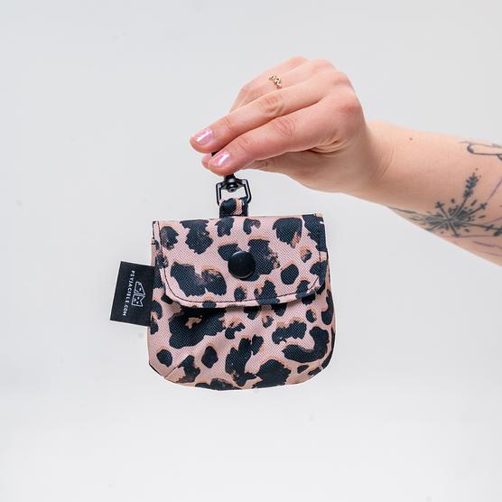 Mini mini saszetka na smaczki "Panterka"