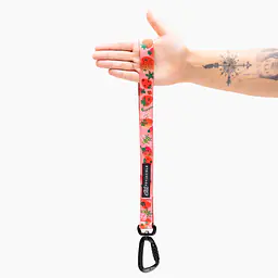 "Best with cream" Loop attached to the car belt - Master