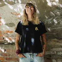 Koszulka damska z haftem czarna - Master